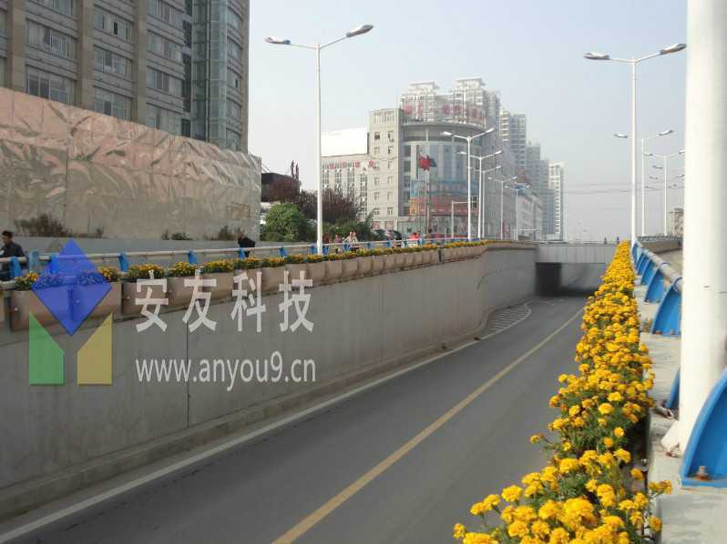 �����´�ͨ���ؿھG������